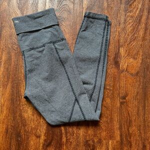 Calvin Klein performance leggings size small